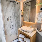 Floating House Bravia Campingplads Portorož