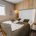 Floating House Bravia *