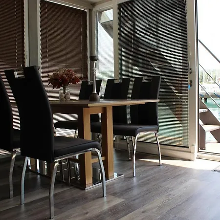 Floating House Bravia Campsite Portoroz