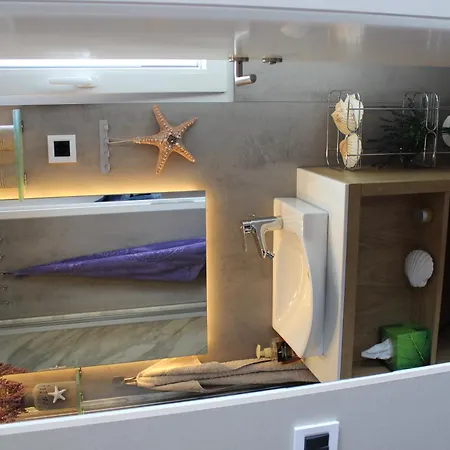 Floating House Bravia