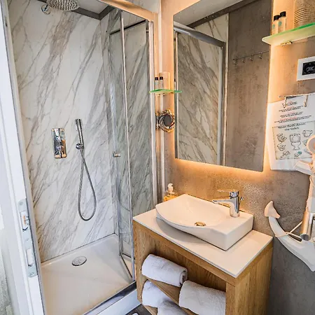 Floating House Bravia Kamp Portoroz