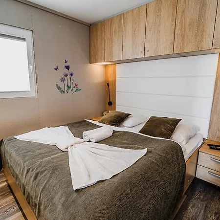 Floating House Bravia *