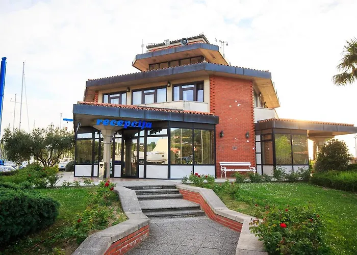 Camping Floating House Bravia Portorož