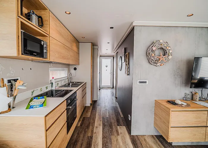 Camping Floating House Bravia Portorož